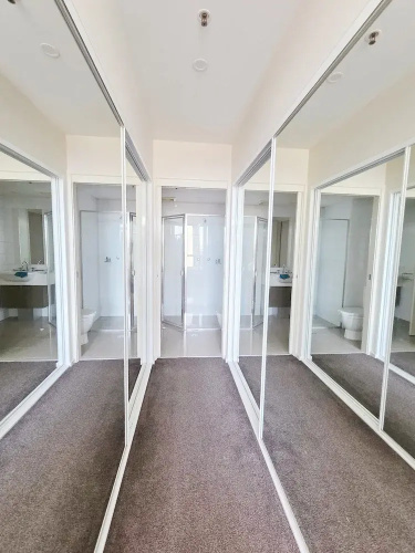 Central Lakeview Apartments