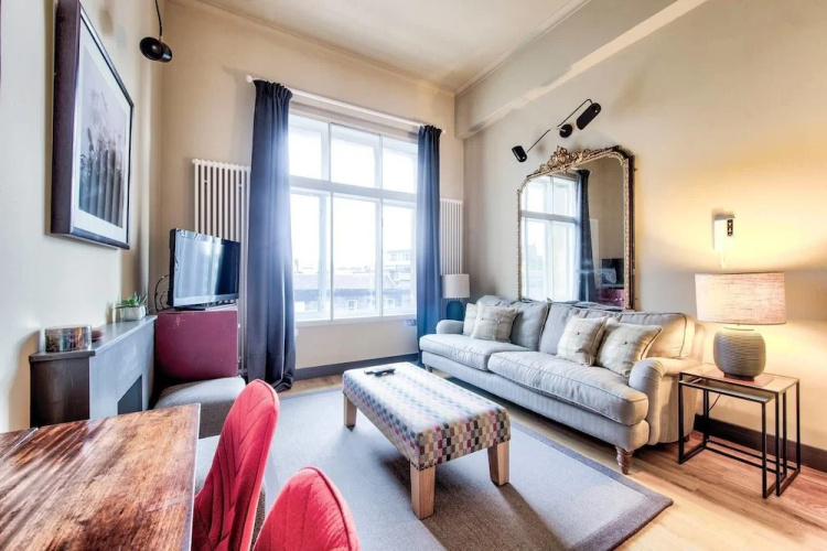 Lothian Road Apt With Castle View & Elevator