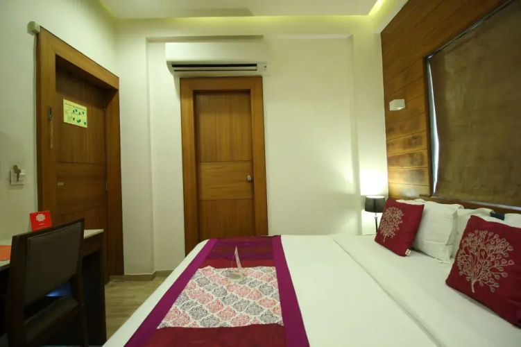 Fabhotel Kyra