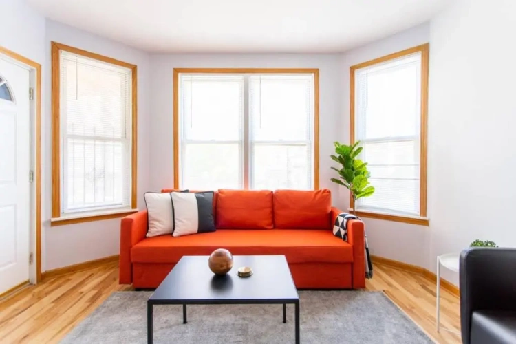 2 Bedrooms Apartment