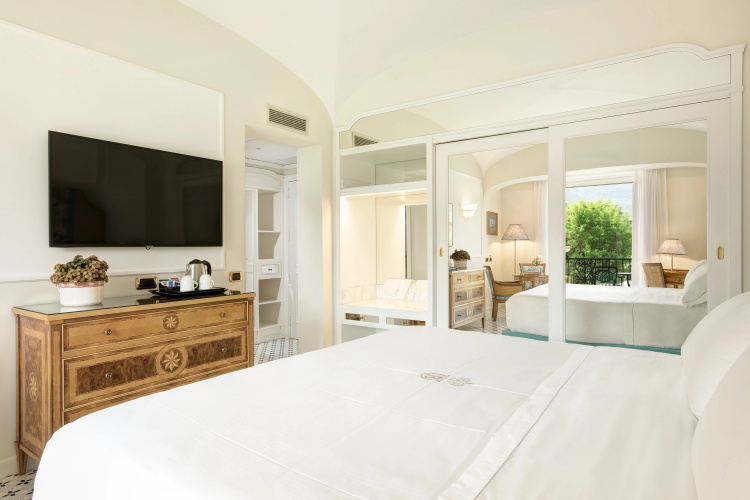Grand Hotel Royal photo 14