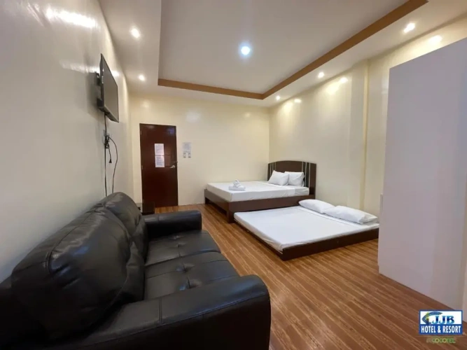 Standard Family room