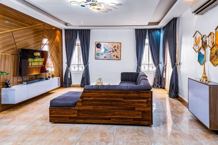 Superior Apartment