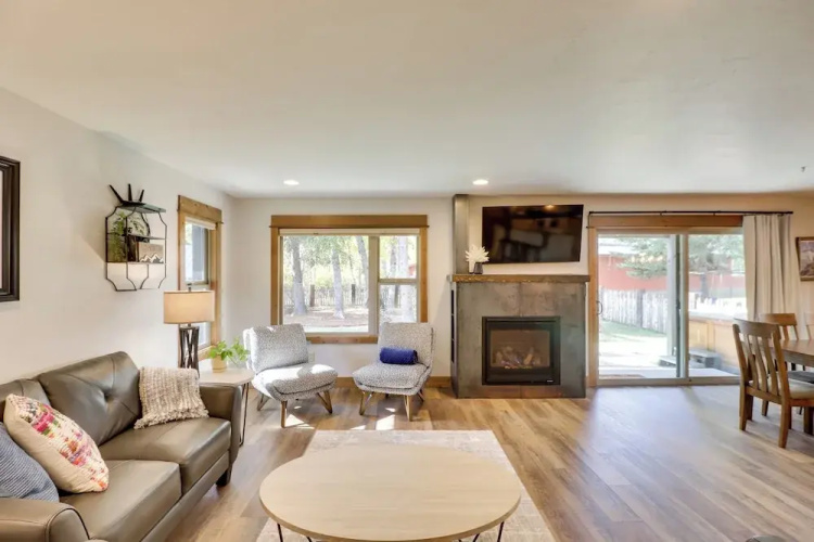 5 Mi to Whitefish Resort: Getaway w/ Shared Patio