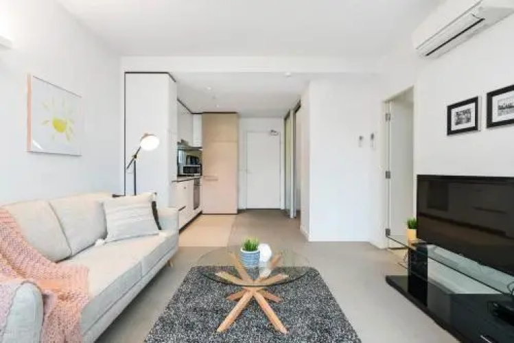 Complete Host Leopold Apartments