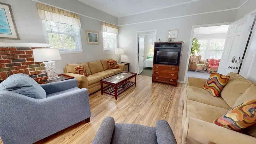 Beach Nugget by Tybee Vacation Rentals