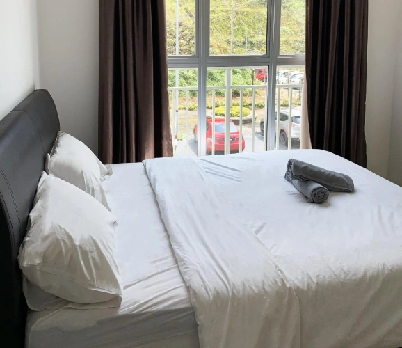 3 Bedrooms Quadruple Apartment