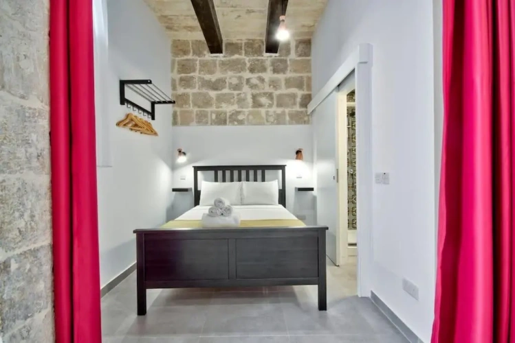 1 Bedroom Double Apartment