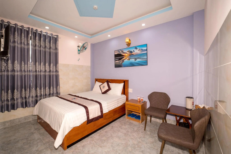 ConSon Tourist Hotel