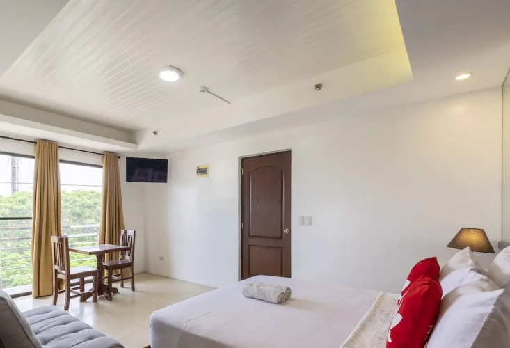 Yellowbell Hotel
