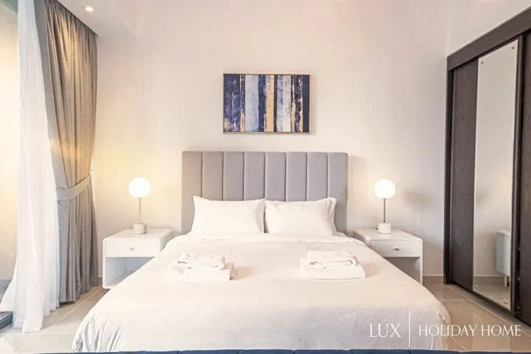 LUX | The Silverene Marina View Studio