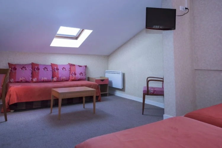 Guest rooms