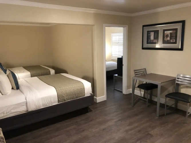 1 Bedroom Family Suite