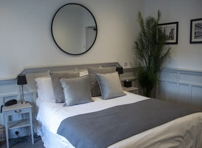 JD Young Hotel