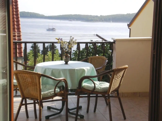 Apartment with balcony