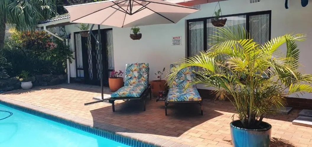 2 Bedrooms Cottage