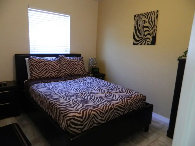 Private 5-bedroom Pool Villa, Clermont, US