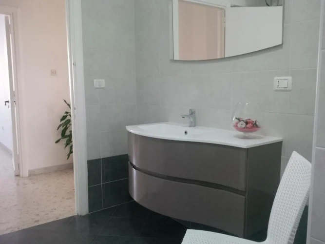 3 Bedrooms Apartment