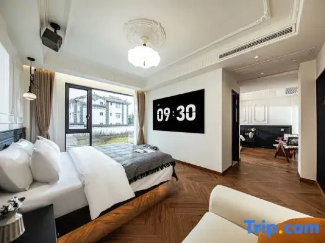 Luxury Family Suite