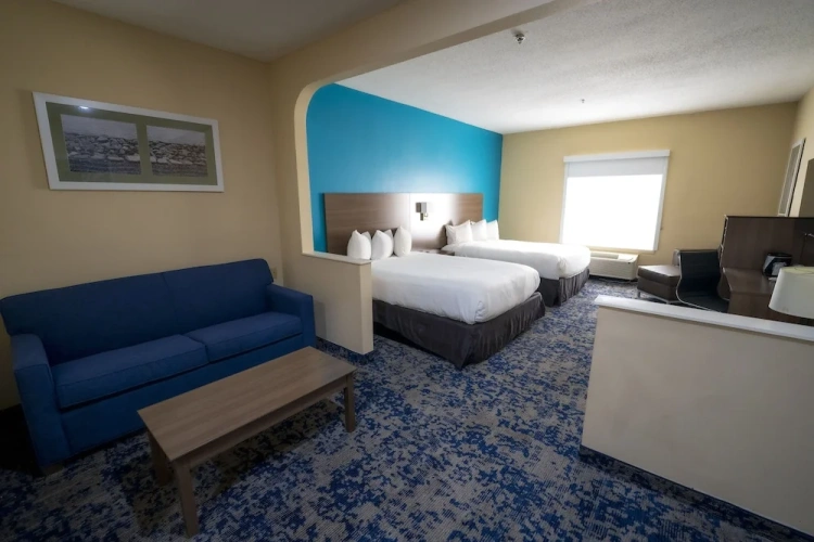 Quadruple Suite
