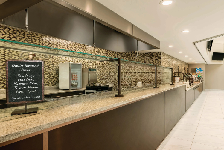 Embassy Suites by Hilton Milwaukee Brookfield photo 38