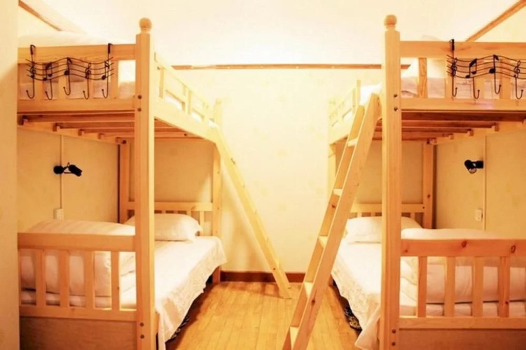 Bing Gege Youth Hostel