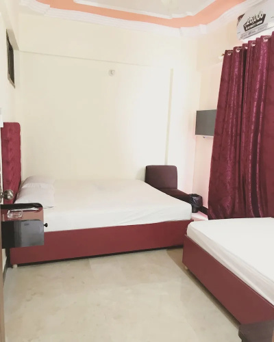 Hotel Second Home