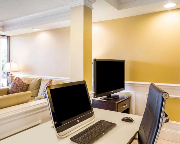 Quality Inn Dalton Central