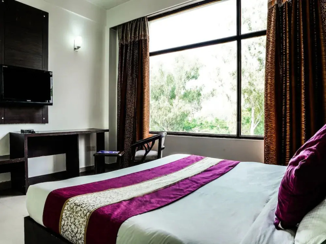 OYO 2611 Madhu Resorts