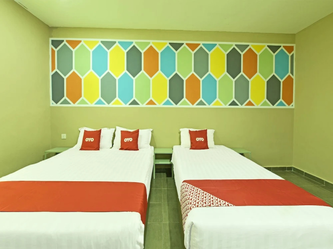 SUPER OYO 90701 Venomi Hotel