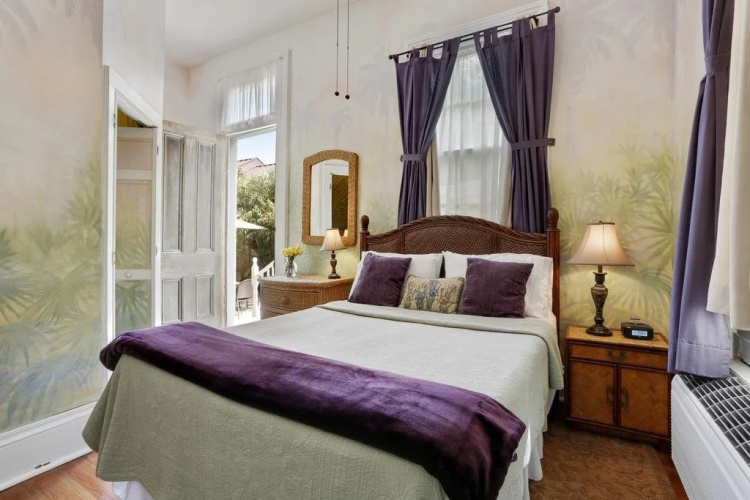 Auld Sweet Olive Bed & Breakfast