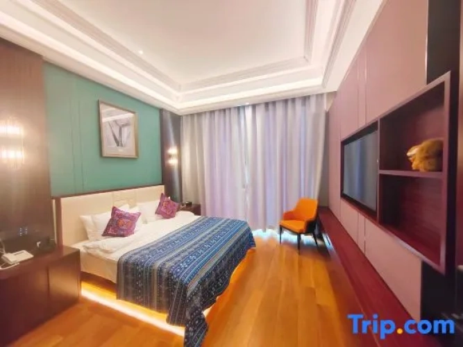 Superior Suite