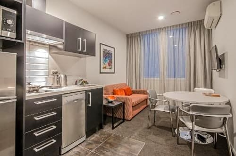 1 Bedroom Apartment