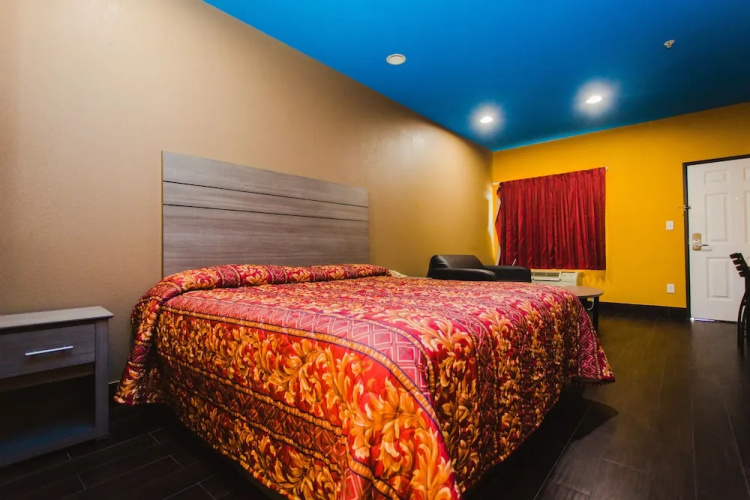 Moonlight Suites — фото 4