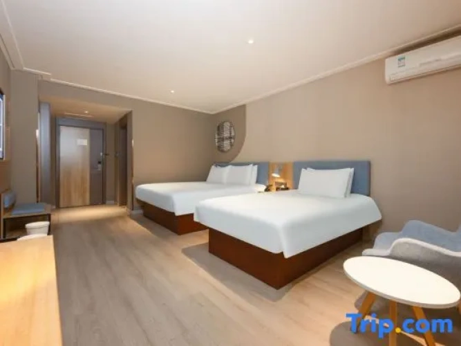 Standard Family room