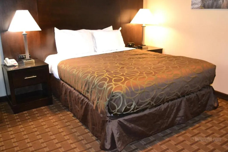 Buck Meadows Lodge