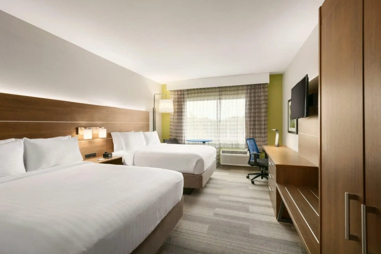 Quadruple Suite
