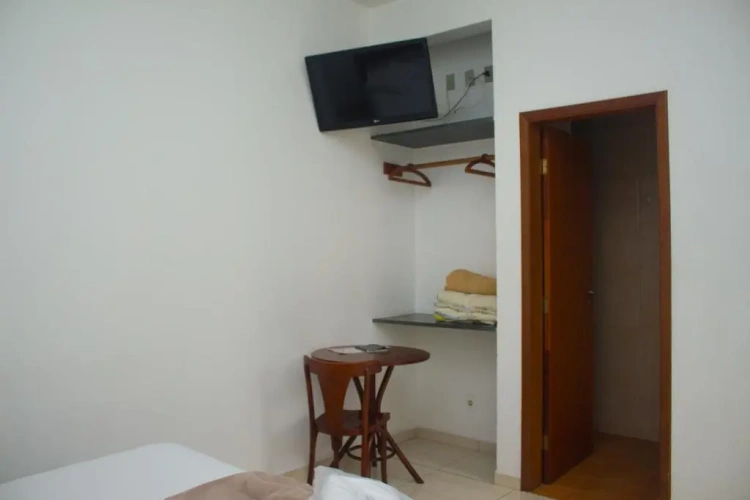 Comfort room