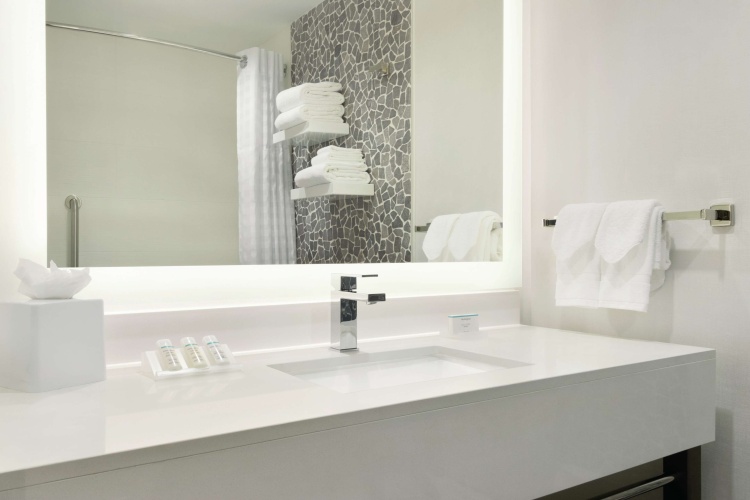 Hilton Garden Inn Calgary Downtown photo 8