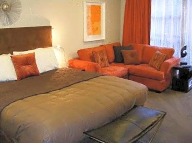 1 Bedroom Apartment with balcony