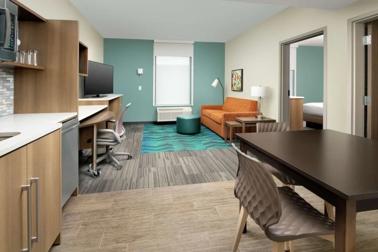 1 Bedroom Suite