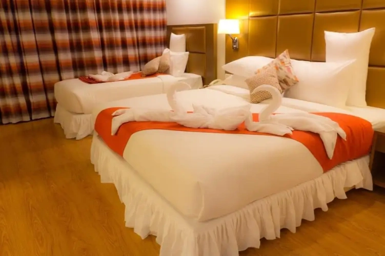Superior Triple room with city view