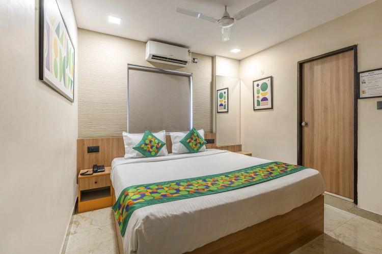 Economy room