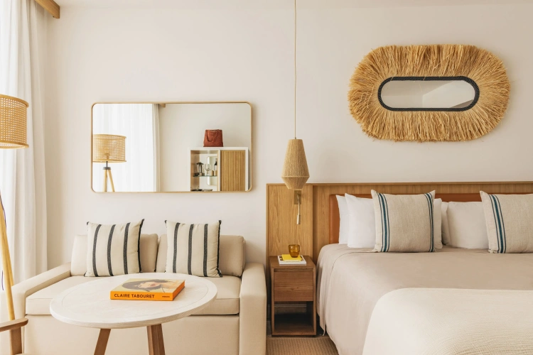 Family Concierge Suite with sunset view