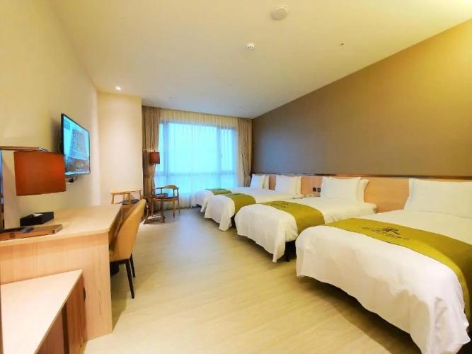 Superior Quadruple room