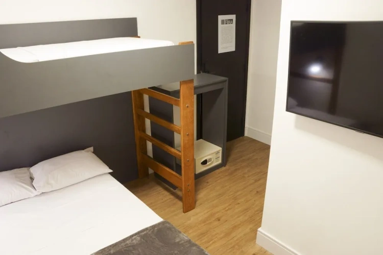 Superior Quadruple room