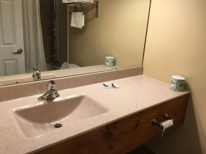 Budget Inn