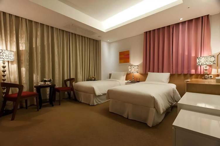 Pharos Hotel