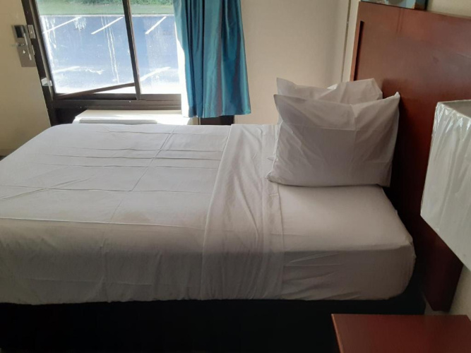 Days Inn by Wyndham Ozark