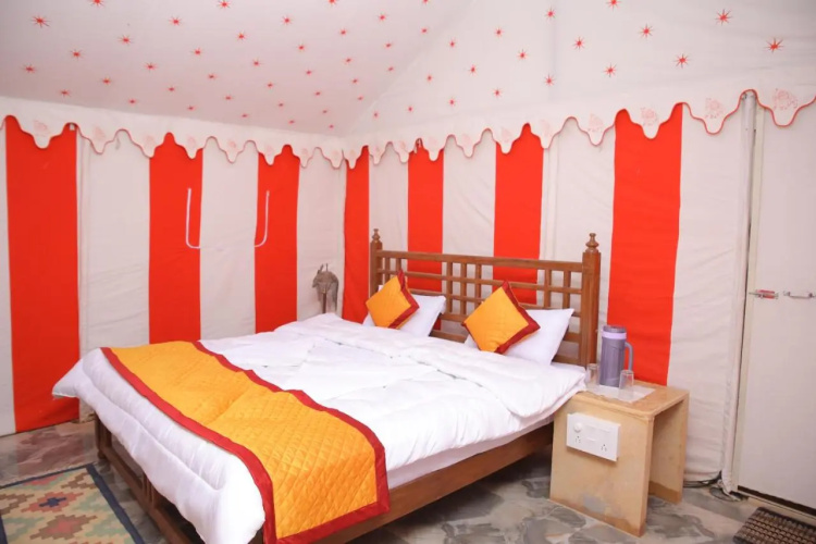 Bhati Desert camp Sam